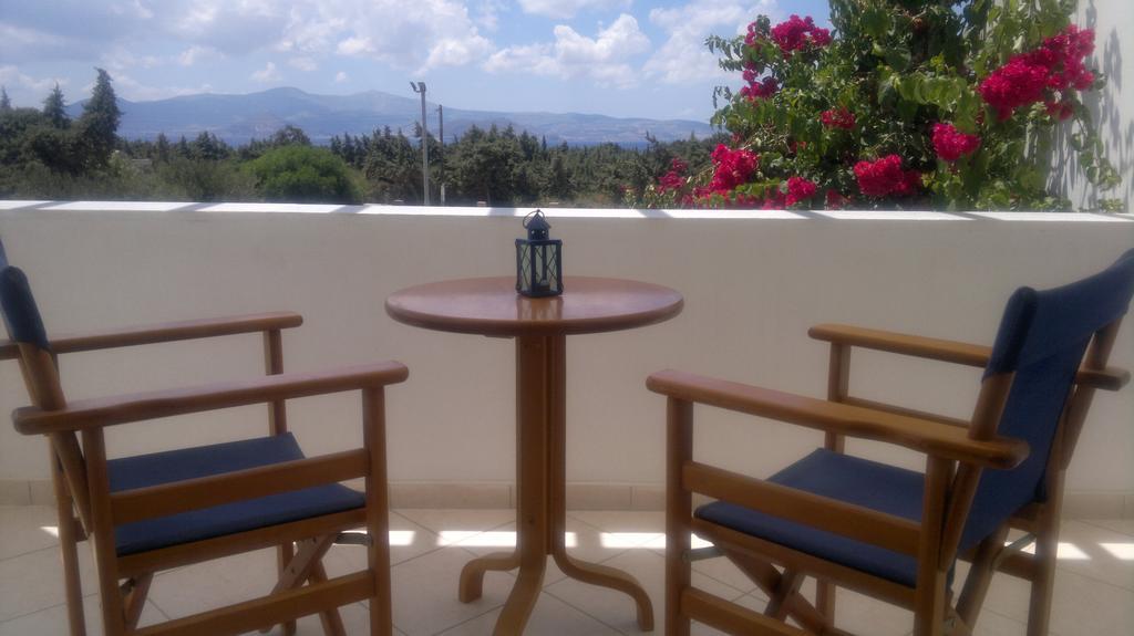 Castello Azzurro Apartment *