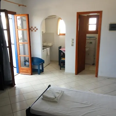 Castello Azzurro Apartment Agia Anna  Exterior photo